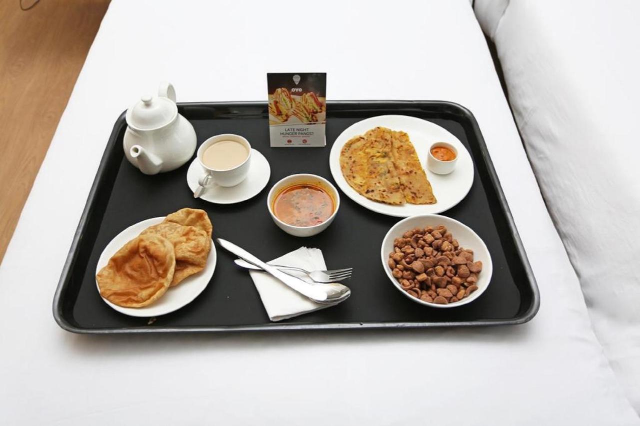 Oyo 253 Hotel Pinnacle Покхара Экстерьер фото