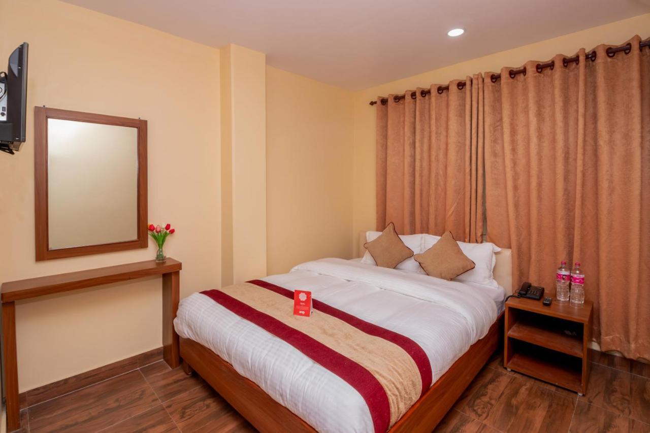 Oyo 253 Hotel Pinnacle Покхара Экстерьер фото